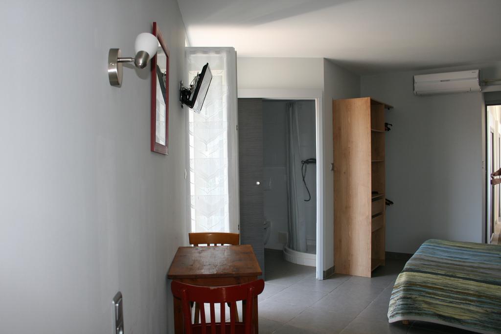 Du Bon Vivant Hotel 2*